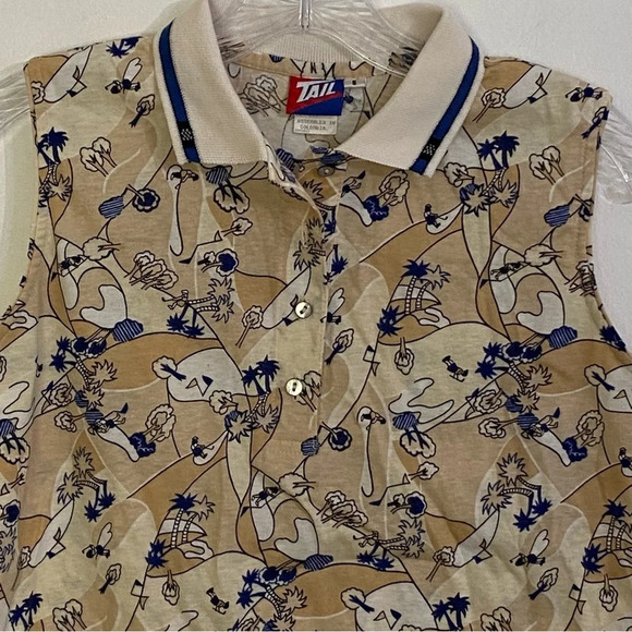 Tail Woman’s Size Small Sleeveless top Golf Button Front Collar Tank Top Resort - Picture 8 of 8